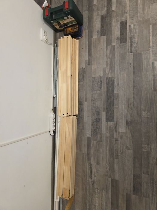 DIVAN Ikea, model HEMNES