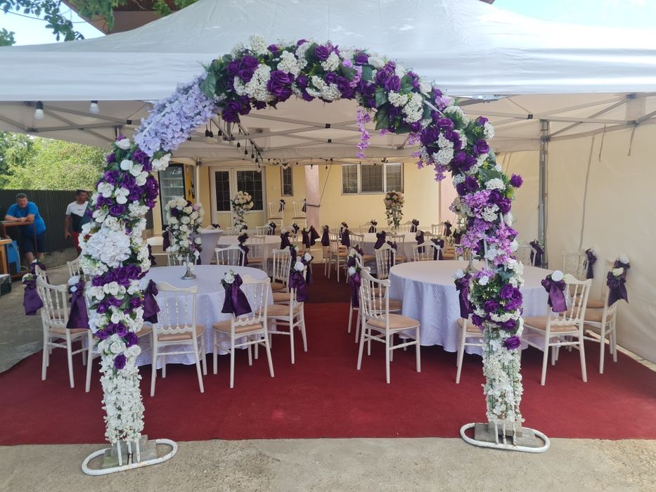 Inchiriem corturi, mese, scaune, pt evenimente, vitrine frigorifice