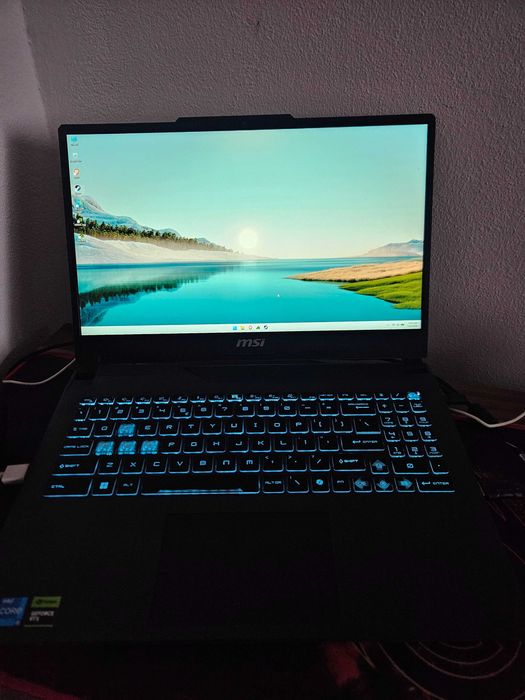 Laptop MSI Gaming RTX 3050