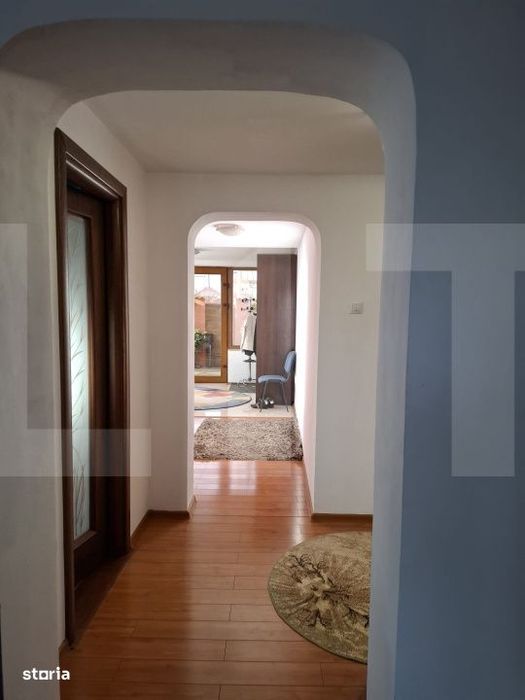 Casa P+1 in Slatina, teren de 308 mp, amprenta la sol de 132 mp, anexa