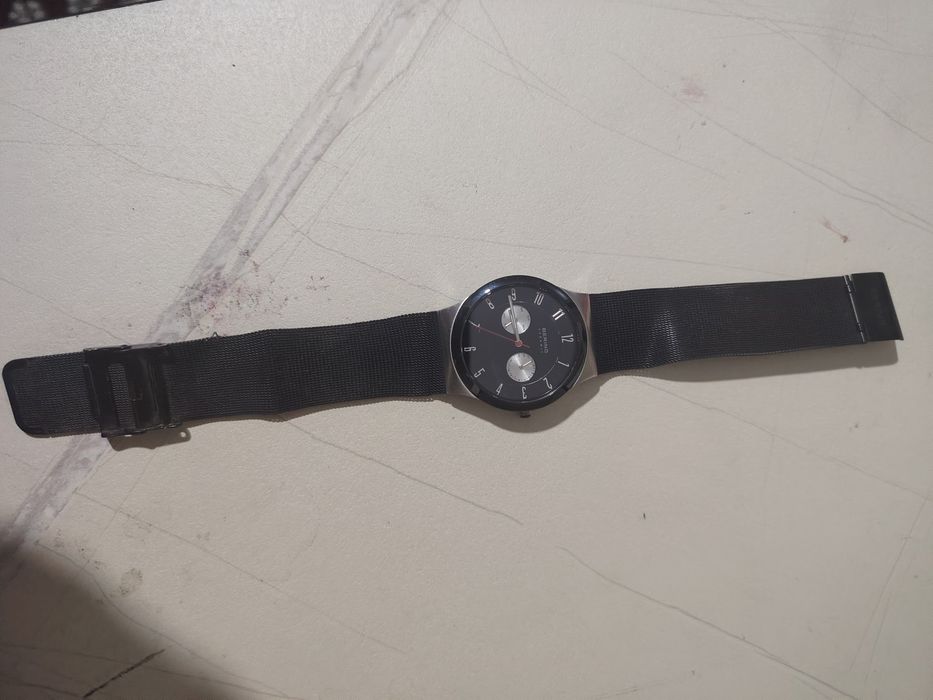 Qol soati bering 202, ariginal, sotiladi