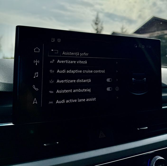 Audi A4 S line / 4.0 TFSI / 2.0 MILDHYBRID / Masaj in scaune / Faruri Matrix +++