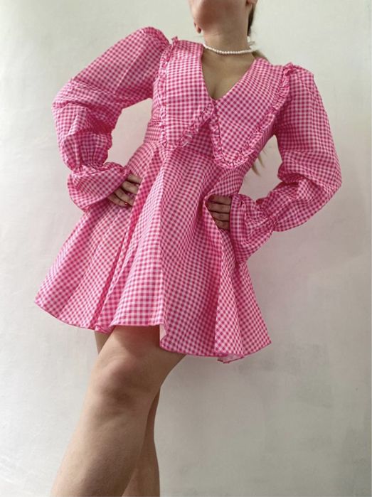 Розова рокля barbie