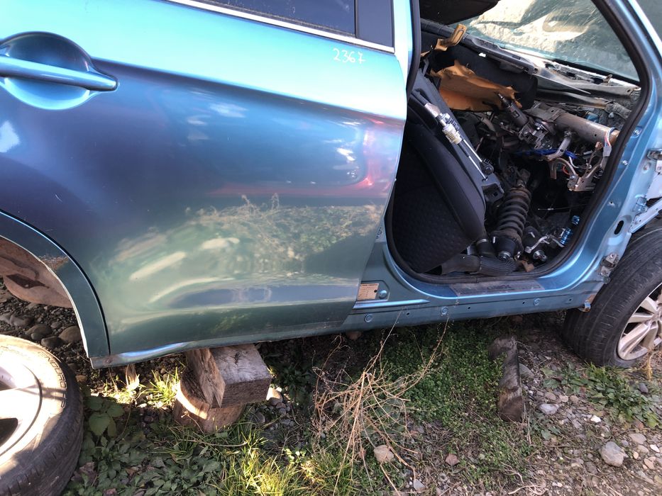 prag dreapta tabla mitsubishi asx 2010