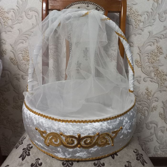 Продам корзину коржын недорого