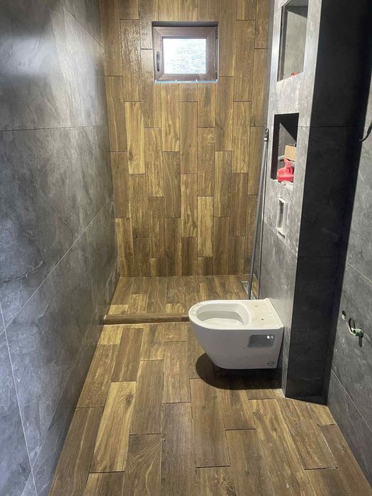 Лепена на плочки (фаянс), строителни услуги до ключ.