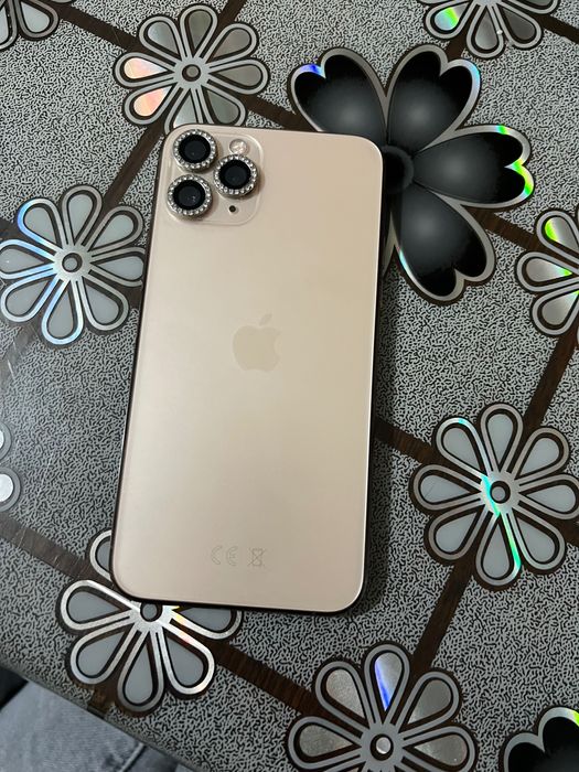 Vând iPhone 11 Pro