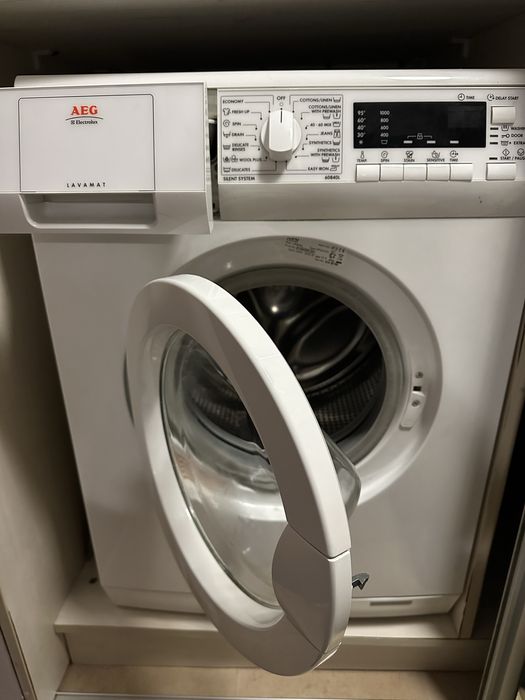 Пералня AEG 60840L
