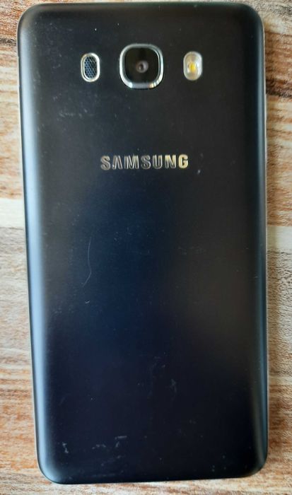 Samsung Galaxy J7 2016