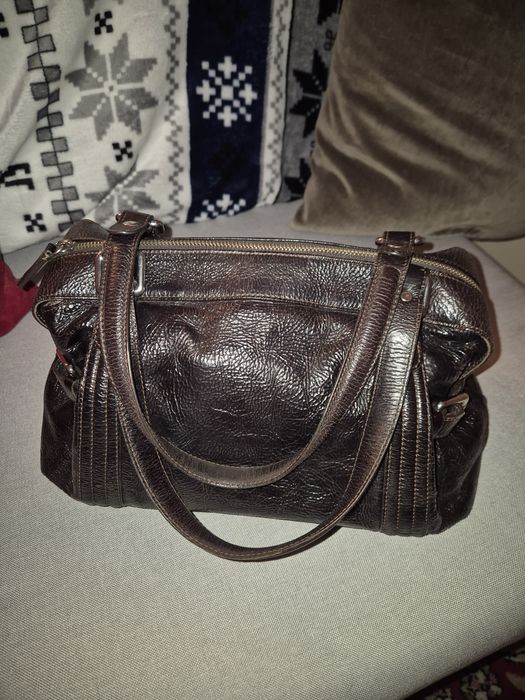 Poșetă din piele, Cristhelen B. (Musette)