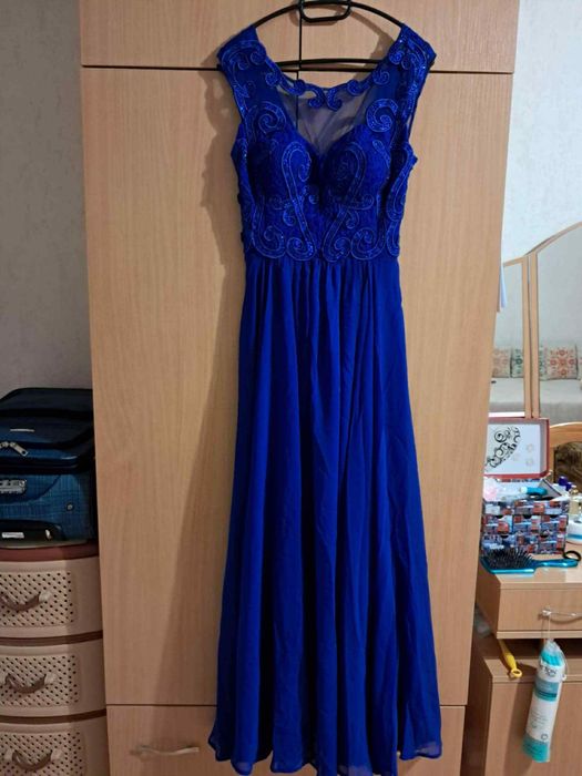 3 модела официални рокли