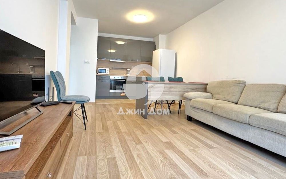 Продава се Двустаен апартамент в Бургас, Сарафово - 58 кв.м за 1266 €/кв.м - Снимка #1