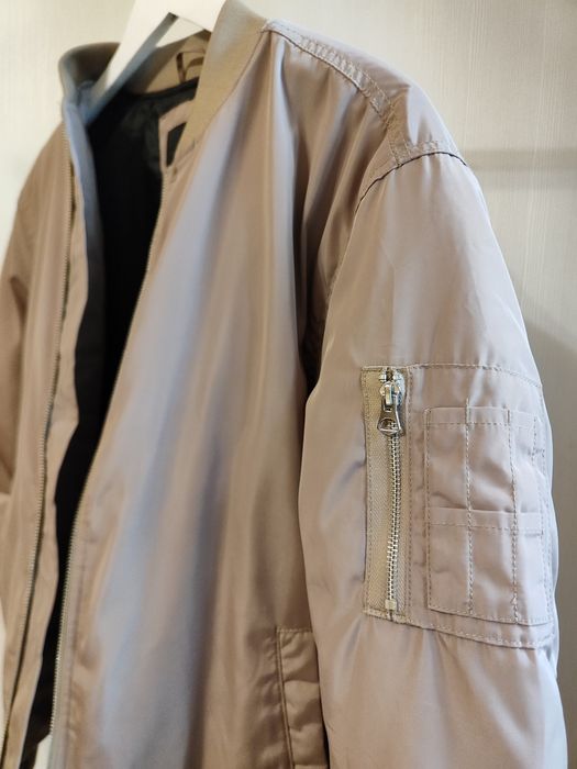 Стильный бомбер C&A (Германия)