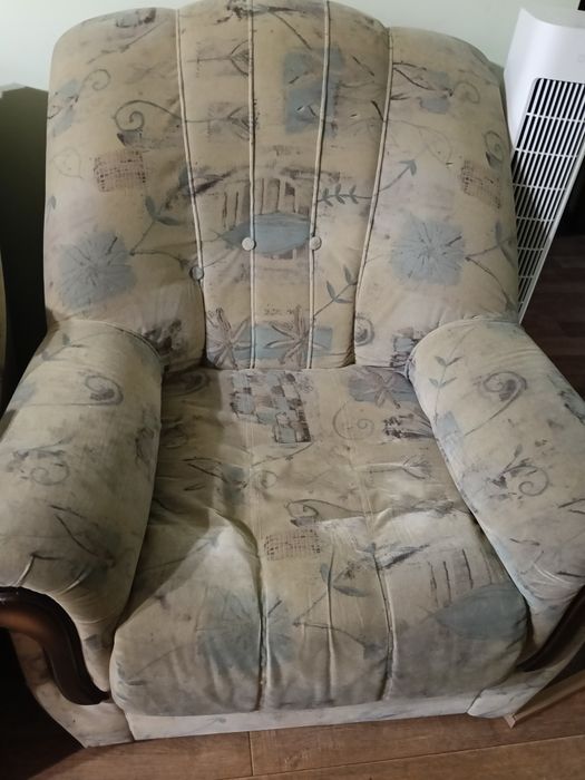 Диван раскладной и кресло