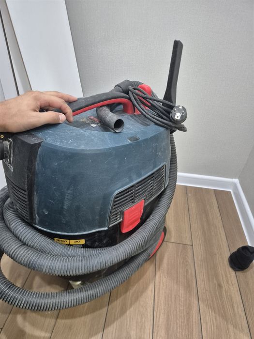 Продам стройтельный пылесос Alteco VC 30Rl