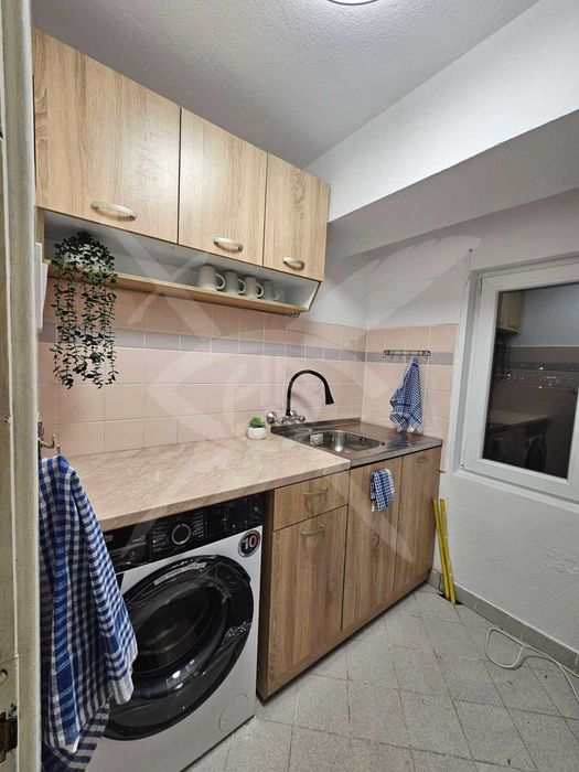 Дава се под наем Тристаен апартамент в Варна, Аспарухово - 95 кв.м за 475 € - Снимка #3