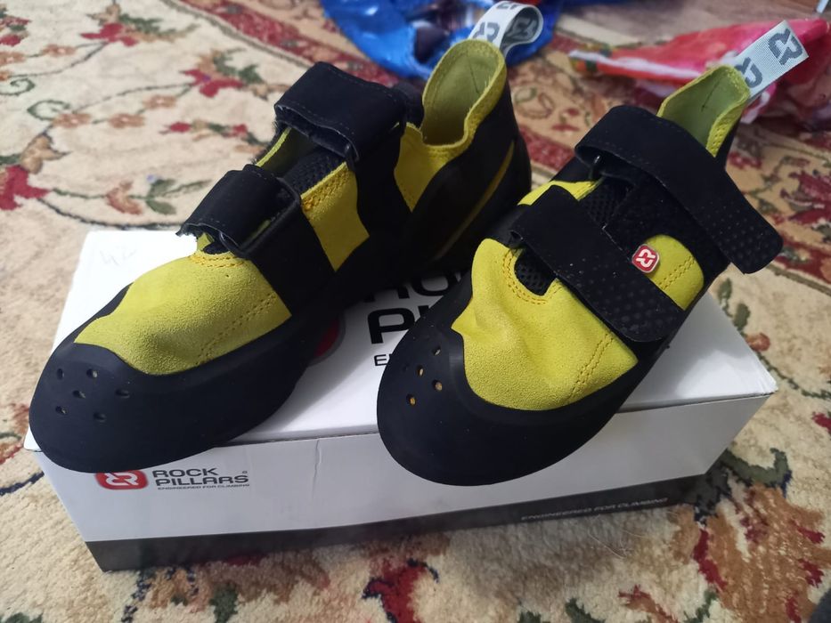 Скальные туфли новые