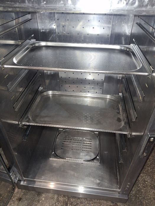 Топъл шкаф / лувератор VICTOR