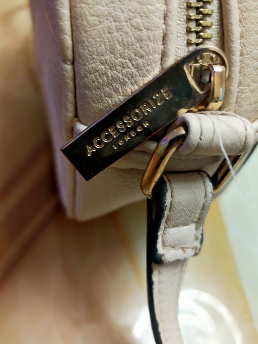 Малка маркова чанта