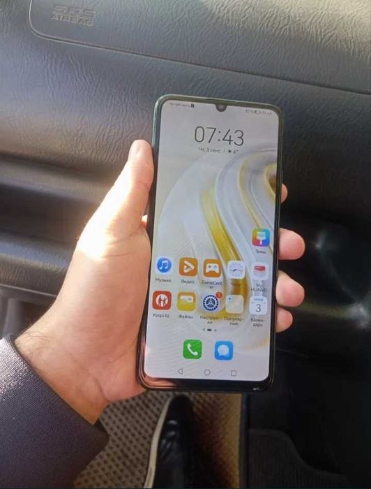 Huawei nova Y72 8//128 в идеале!