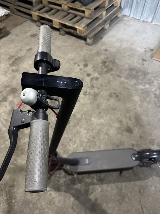 Самокат Xiaomi почти новый