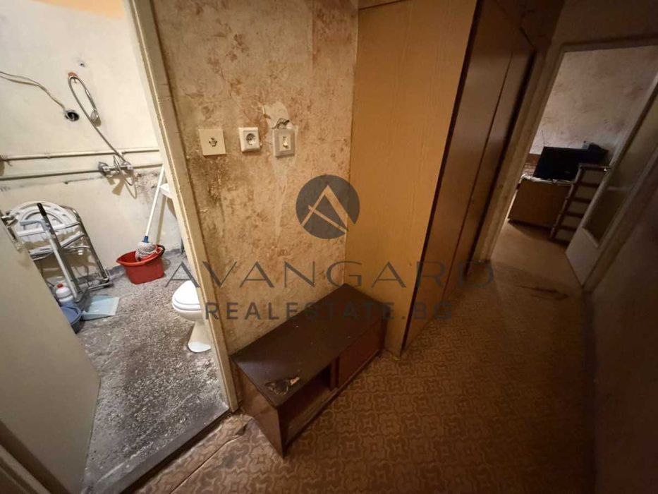 Продава се Едностаен апартамент в Пловдив, Център - 36 кв.м за 1229 €/кв.м - Снимка #6