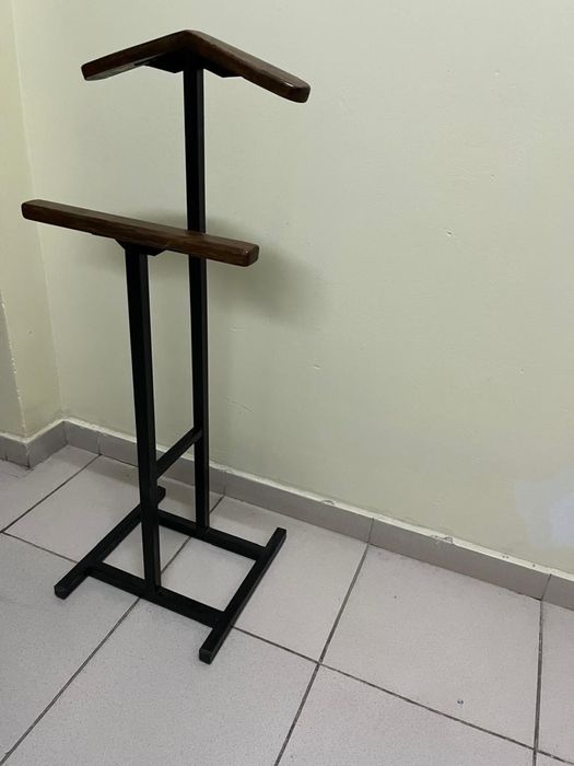 Вешалка напольная ( ручная)