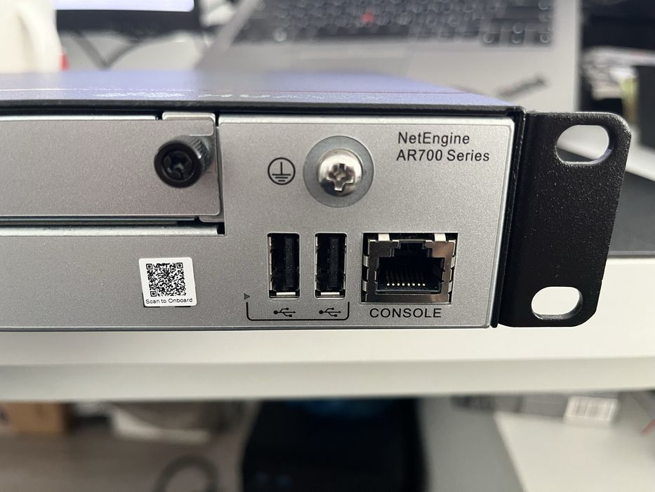 Huawei NetEngine AR730 — корпоративный маршрутизатор