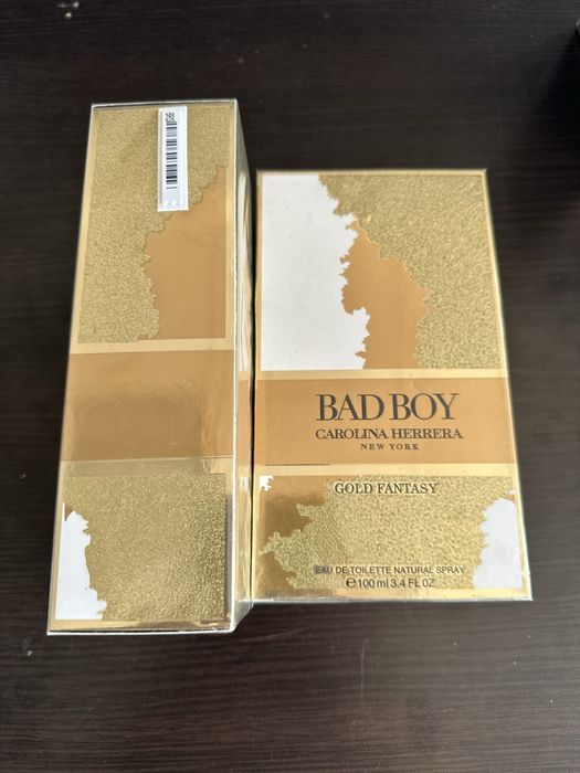 Продавам парфюм Каролина херера Бед Бой
