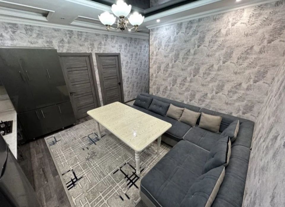 Посуточно. 1-комнатная. Абая