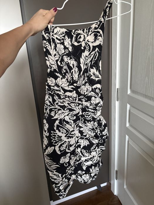 Лятна рокля на Zara