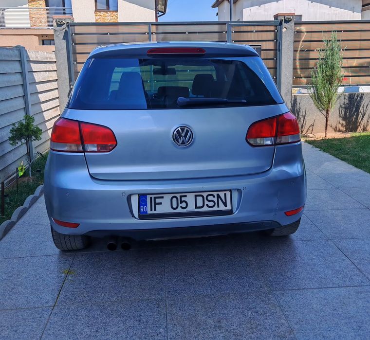 Vând Golf IV 1,4TSI 122 CP