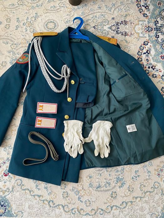 Парадная военная форма. Военные формы.