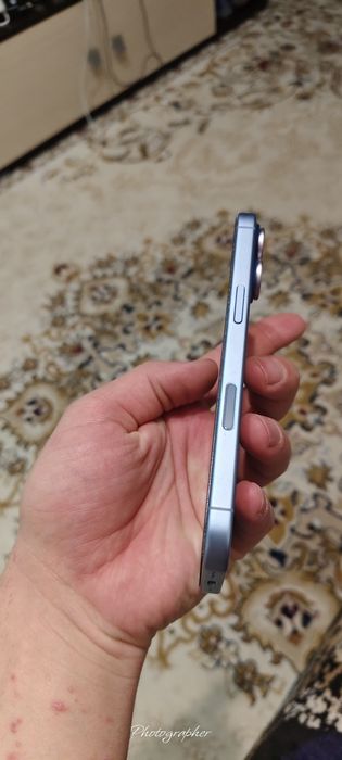 Продам iphone 17