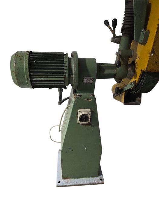 Grinder, mașina de șlefuit cu banda