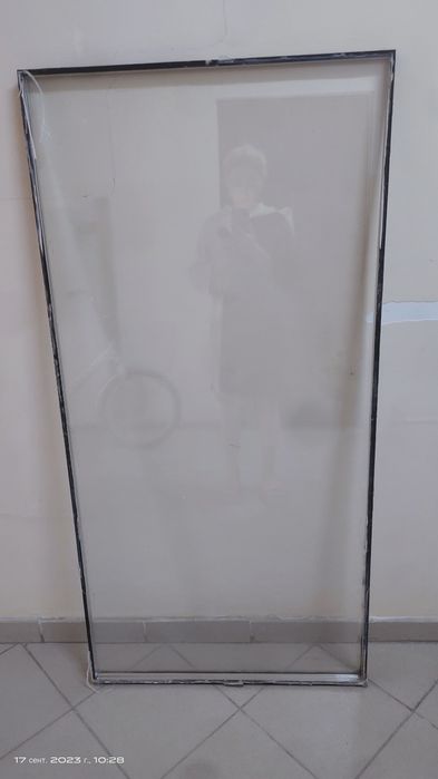 Стеклопакет тройной. Герметичный