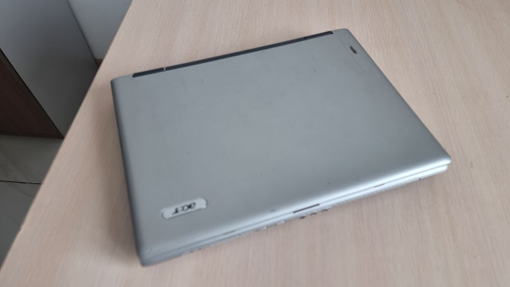 Ноутбук Aser Aspire