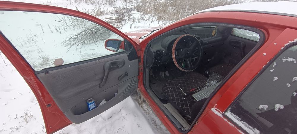 Опель Корса по запчастям