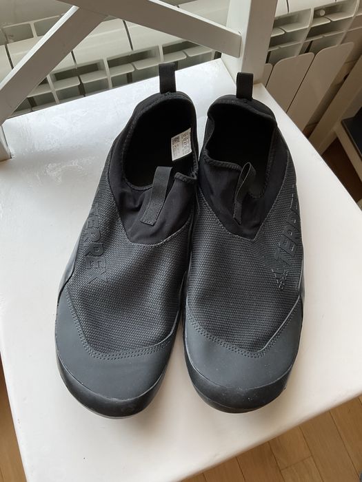 Спортни мъжки обувки Adidas Terrex