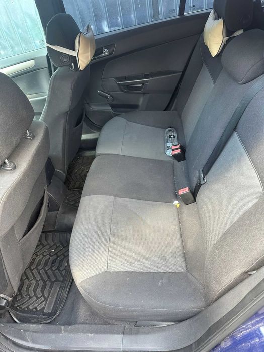 Detailing Auto Bucuresti -DE LA 250 LEI