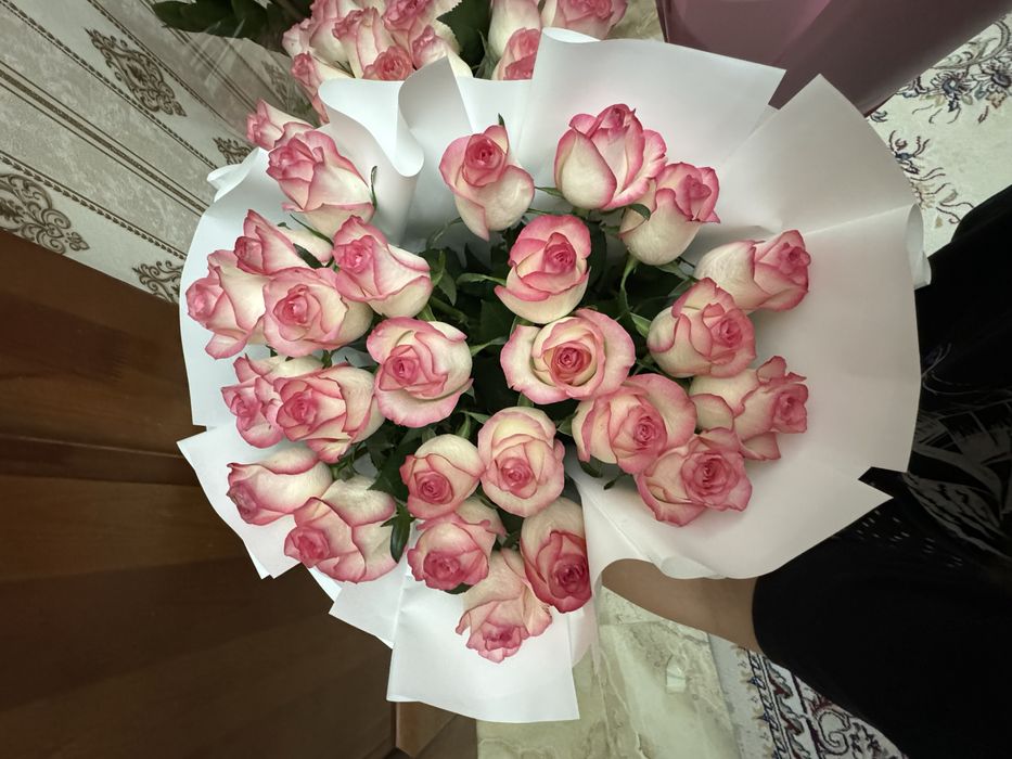 Продам срочно букет роз