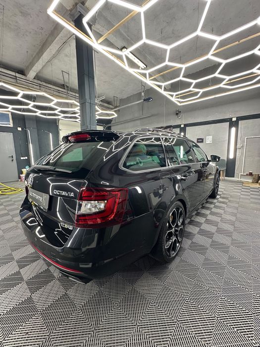 SKODA Octavia 2018 — imagine 3