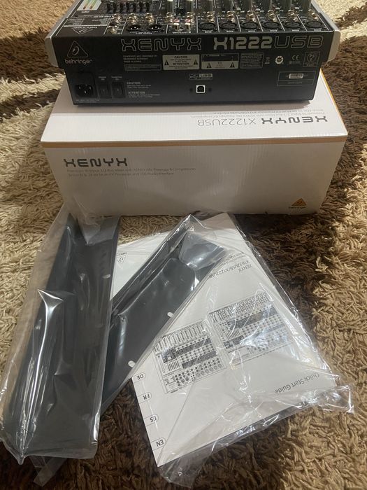 Mixer Behringer XENYX X1222USB