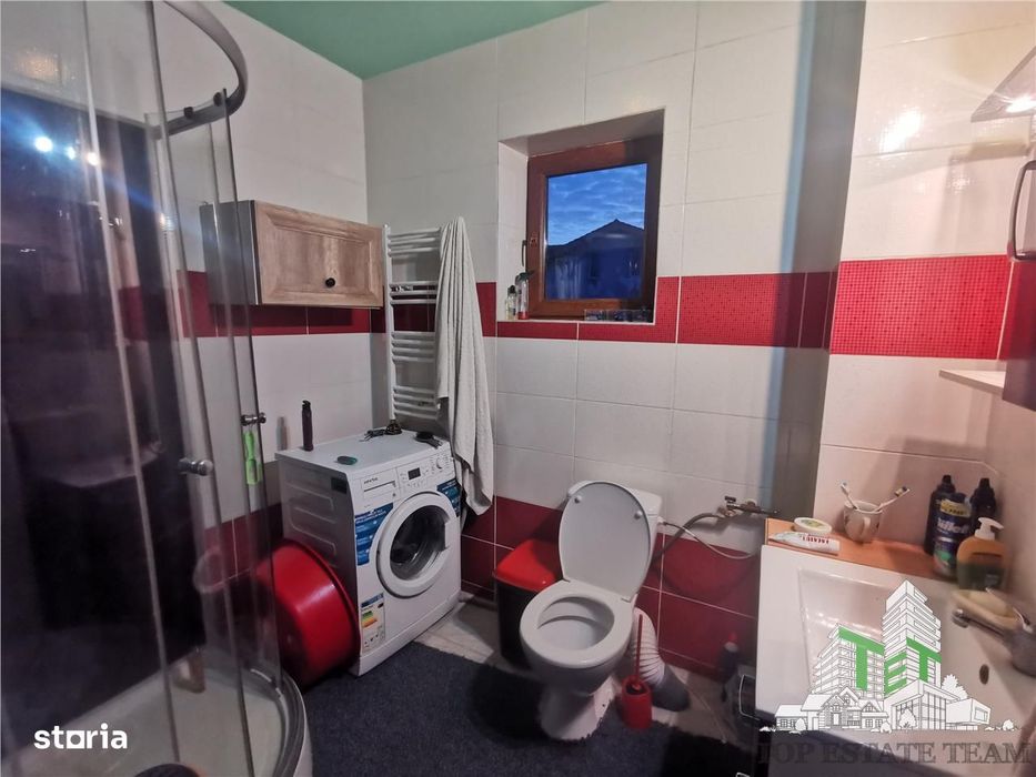 Vila 5 camere regie proprie cu gradinagaraj in Bacu (Joita)