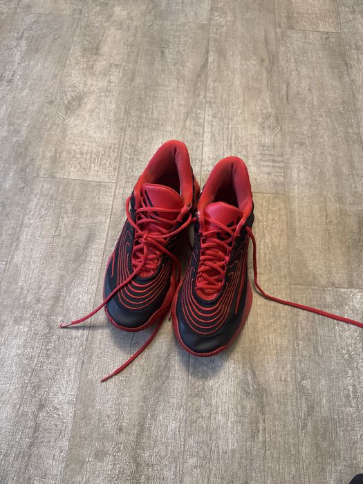 Giannis immortality 3 rosu si negru , papuci nike