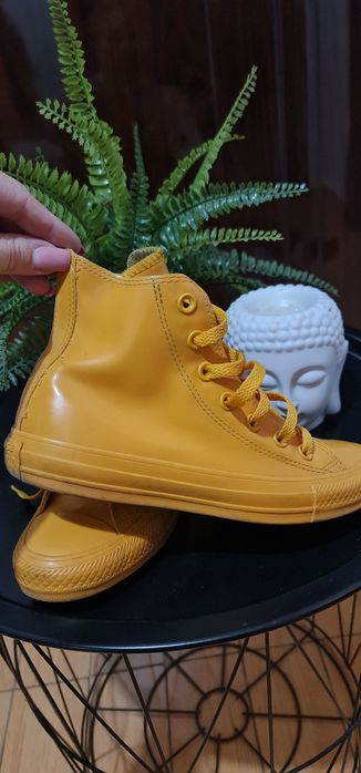 Adidasi-Tenisi Converse originali M 36