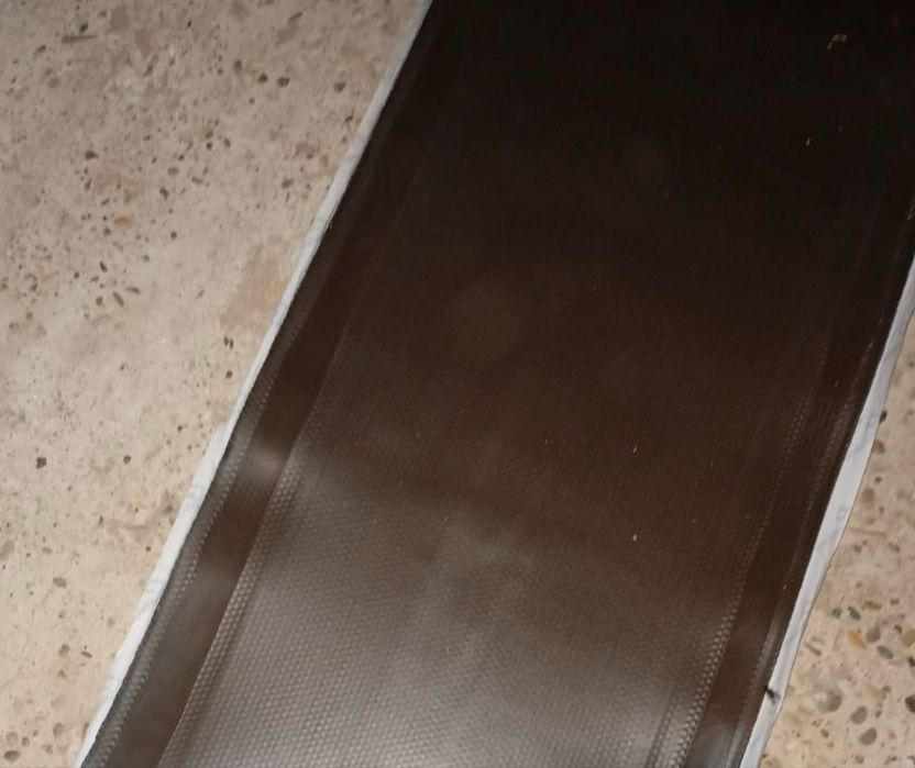 Banda Wakaflex Bramac maro inchis 2,2 metri