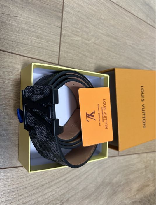 vand curele luxury lv