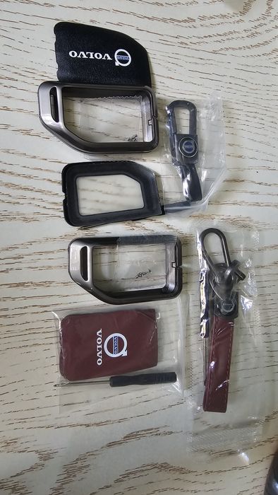 Чехлы для ключей Volvo