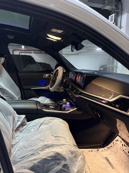 BMW X7 M60i xDrive